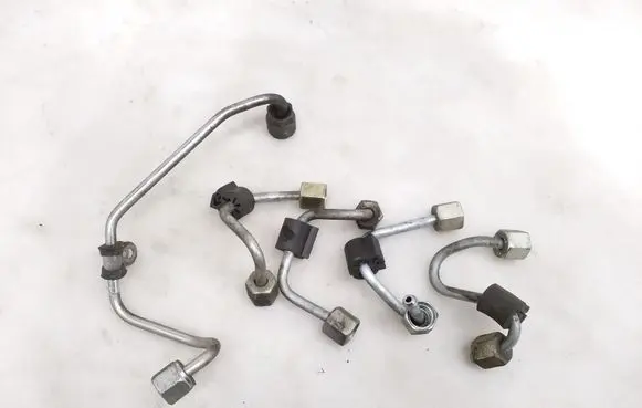 Seat Alhambra (Mk2) Fuel injector supply line/pipe 