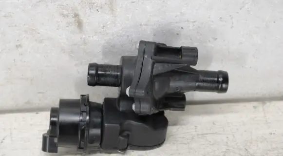 Nissan Qashqai Electric auxiliary coolant/water pump 922309109R