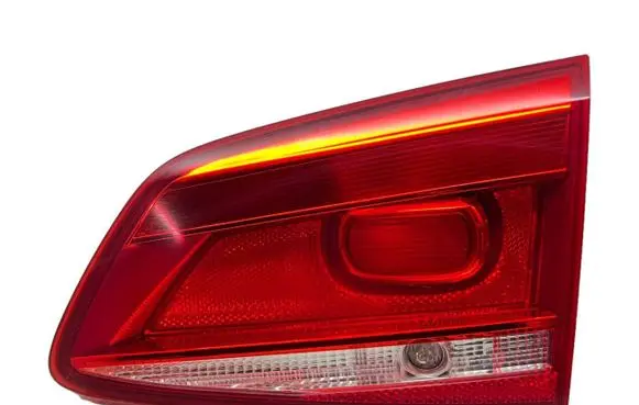 Volkswagen PASSAT B7 Tailgate rear/tail lights 3AF945094J 605514 605622