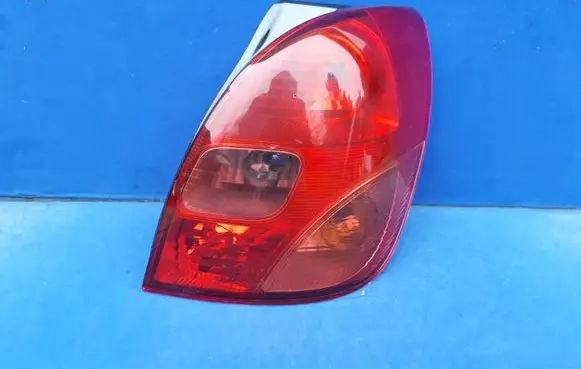 Toyota Corolla Verso E121 Rear/tail lights STANLEY1371