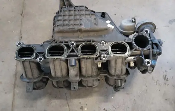 Ford Focus Intake manifold