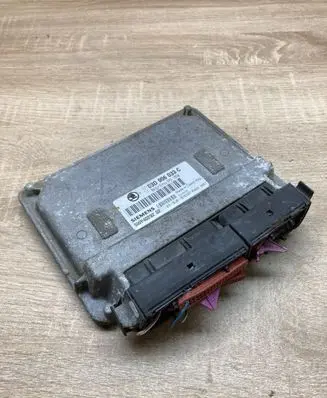 Skoda Fabia Mk1 (6Y) Engine control unit/module ECU 03D906033C 5WP40292