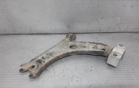 Skoda Octavia Mk2 (1Z) Front lower control arm/wishbone