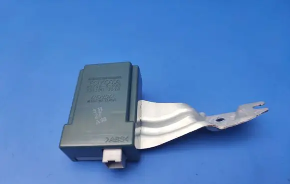 Lexus IS 220D-250-350 Door control unit/module 8974053060 2513003520