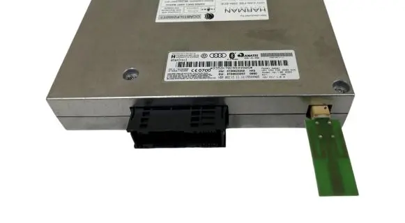 Audi A4 S4 B8 8K Bluetooth control unit module 8T0862335E 8T0862335F