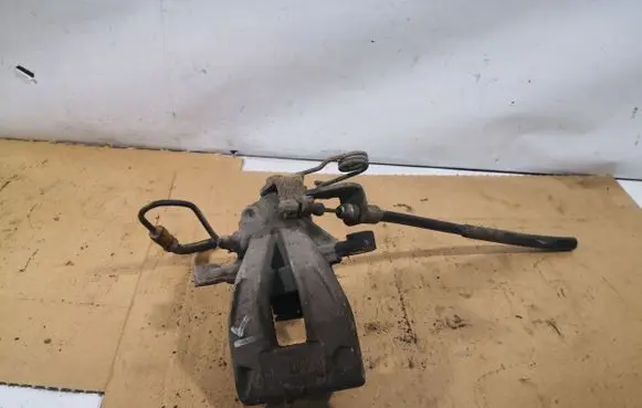 Citroen C4 I Rear brake caliper