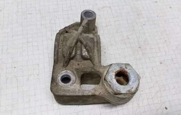 Mercedes-Benz E W211 Other engine bay part A2113231226