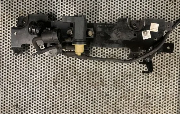Volkswagen Transporter - Caravelle T6 other engine part 7E0131563