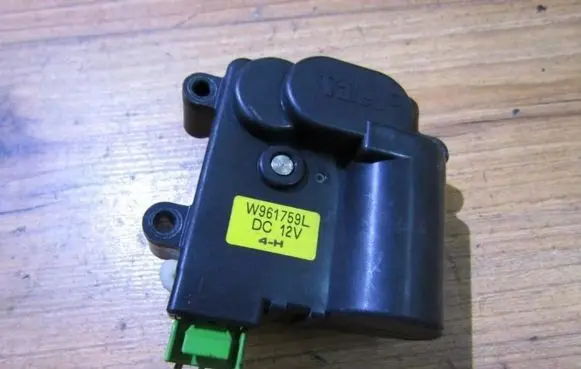 Honda Civic Air flap motor/actuator w961759l