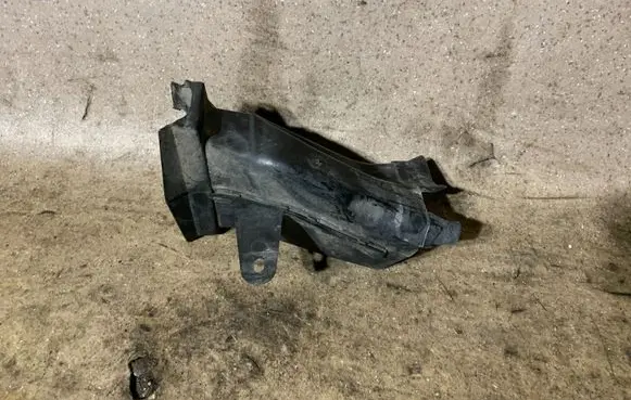 BMW 7 G11 G12 Brake cooling air channel/duct 7359791