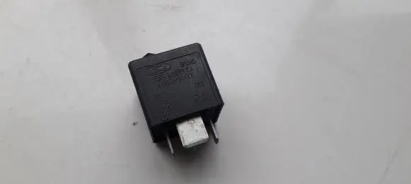 Ford Escort Other relay 93BG14N089CA V23136-J4-X1