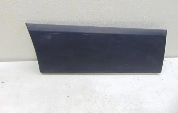 Renault Trafic III (X82) Rear fender molding trim 788122765R