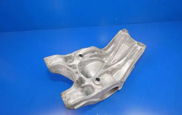 Mercedes-Benz GLA W156 X156 Driveshaft support bearing bracket A6512200131