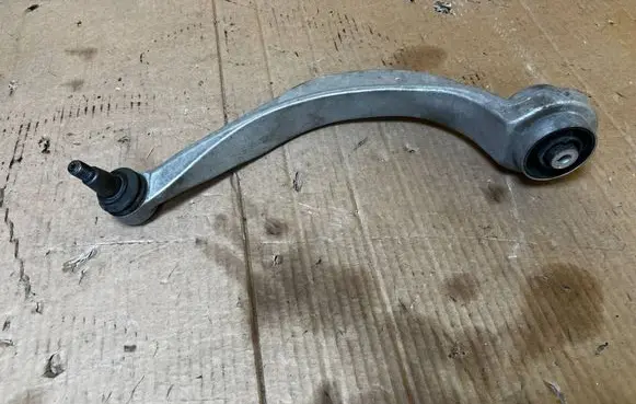 Audi A8 S8 D4 4H Front control arm 87082990
