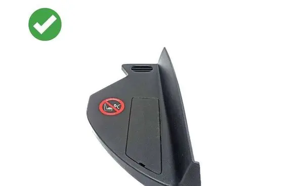 Mercedes-Benz R W251 Dashboard side end trim A2516800208 A2516890208 18111857