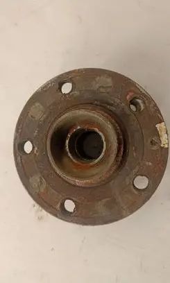 Volkswagen PASSAT B6 Front wheel bearing hub 