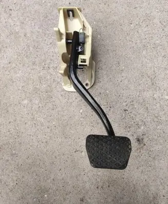 BMW 6 F06 Gran coupe Brake pedal 35006775368