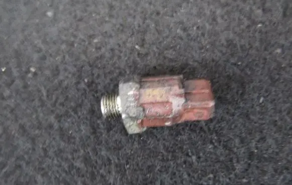 Renault Megane I Detonation knock sensor 7700732262 2576015A