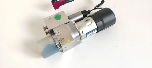 Mercedes-Benz R W251 Tailgate hydraulic pump motor A2518000448