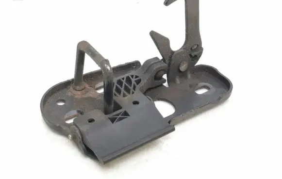 Volkswagen PASSAT B6 Engine bonnet/hood lock/latch loop/hook 3C0823480