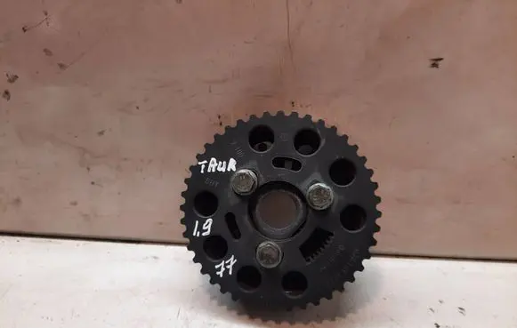 Volkswagen Touran I Camshaft pulley/ VANOS 038109111E