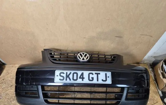 Volkswagen Touran I Front bumper