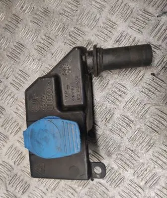Windshield washer fluid reservoir/tank