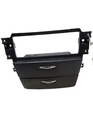 KIA Sorento Dashboard storage box/compartment 845703E00
