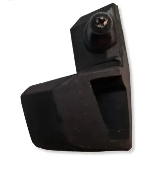 Audi A6 S6 C6 4F Fender mounting bracket 4A0821190A