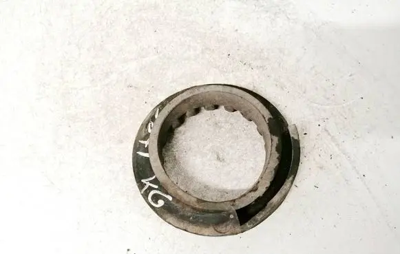 Mazda 5 Front coil spring rubber mount 3n615599a 3n61-5599-a