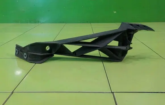 Chrysler Grand Voyager V Front bumper mounting bracket 68023330AA