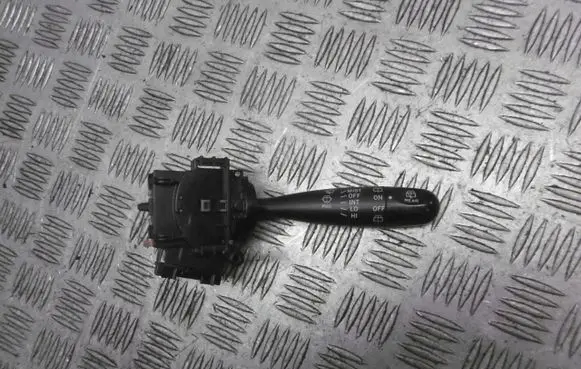 Toyota Yaris Wiper switch 173647