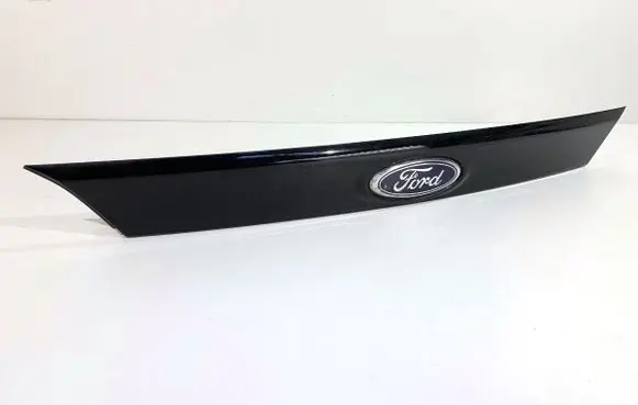 Ford Focus Trunk door license plate light bar BM51N43404A0W