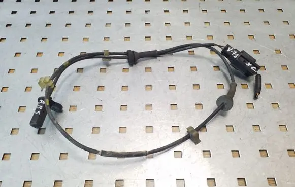 Volvo XC70 ABS brake wheel speed sensor 9496961