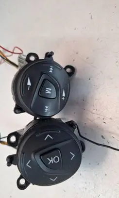 Ford C-MAX II Steering wheel buttons/switches AM5T14K147AA AM5T14K147CA
