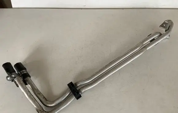Audi A8 S8 D4 4H Engine coolant pipe/hose 4H0121064A