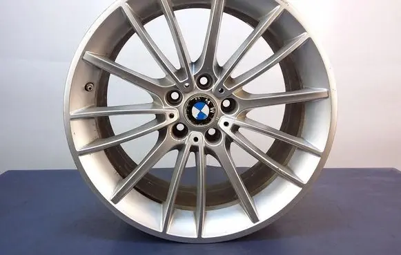 BMW 7 F01 F02 F03 F04 R18 alloy rim 6851076