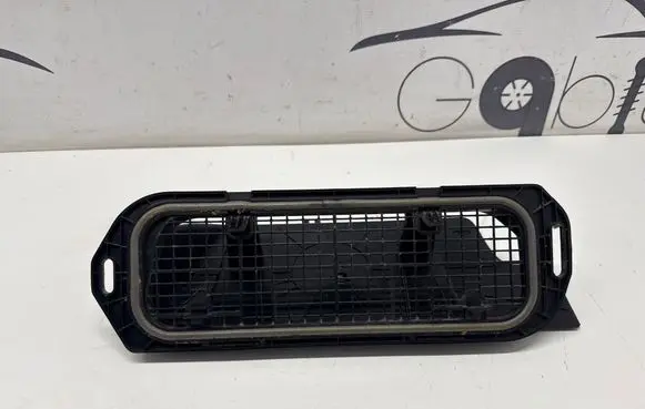 Volvo C40 Intercooler air guide/duct channel 31479507 31854850