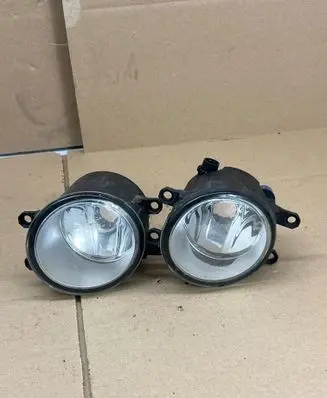 Toyota RAV 4 (XA30) Front fog light 89210656