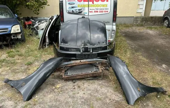 Seat Leon (1M) Front bodywork piece przcup1