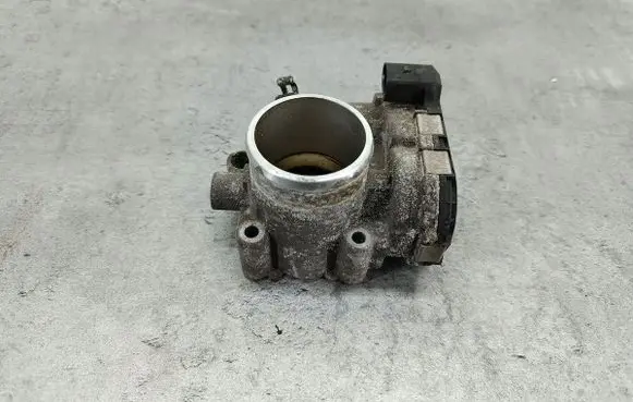 Ford Fiesta Throttle body valve