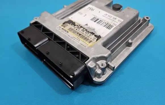 Audi A4 S4 B8 8K Engine control unit/module ECU 03L906019AT IMPRK1552746