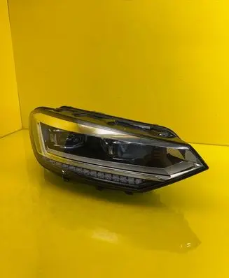 Volkswagen Touran III Headlight/headlamp 5TB941082A