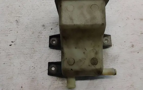 Opel Vectra B Power steering fluid tank/reservoir 90575635