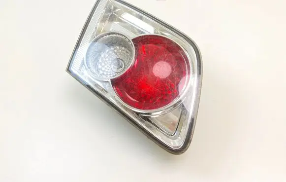 Mazda 6 Tailgate rear/tail lights 22661971