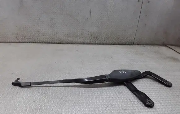 Mercedes-Benz E W211 Front wiper blade arm A2118200444