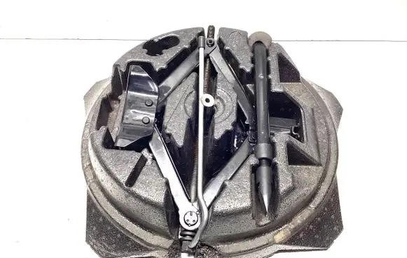Land Rover Freelander 2 - LR2 Tool box 6G9217W077AF