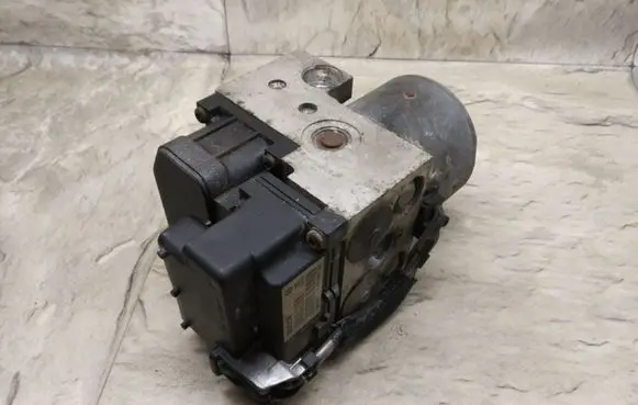 Mitsubishi Carisma ABS Pump MR475695 0265216773