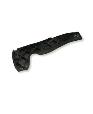 Audi A4 S4 B7 8E 8H Fender mounting bracket 8E0807204B