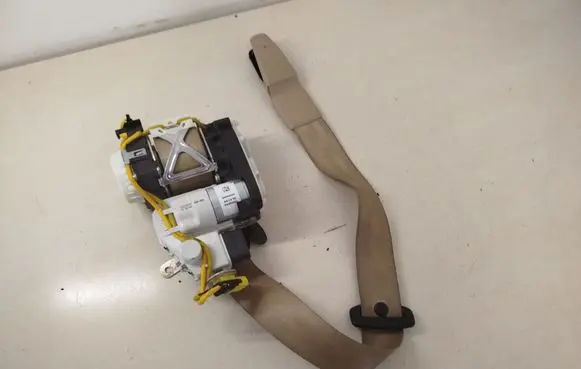 Audi A6 S6 C7 4G Front seatbelt 34094304